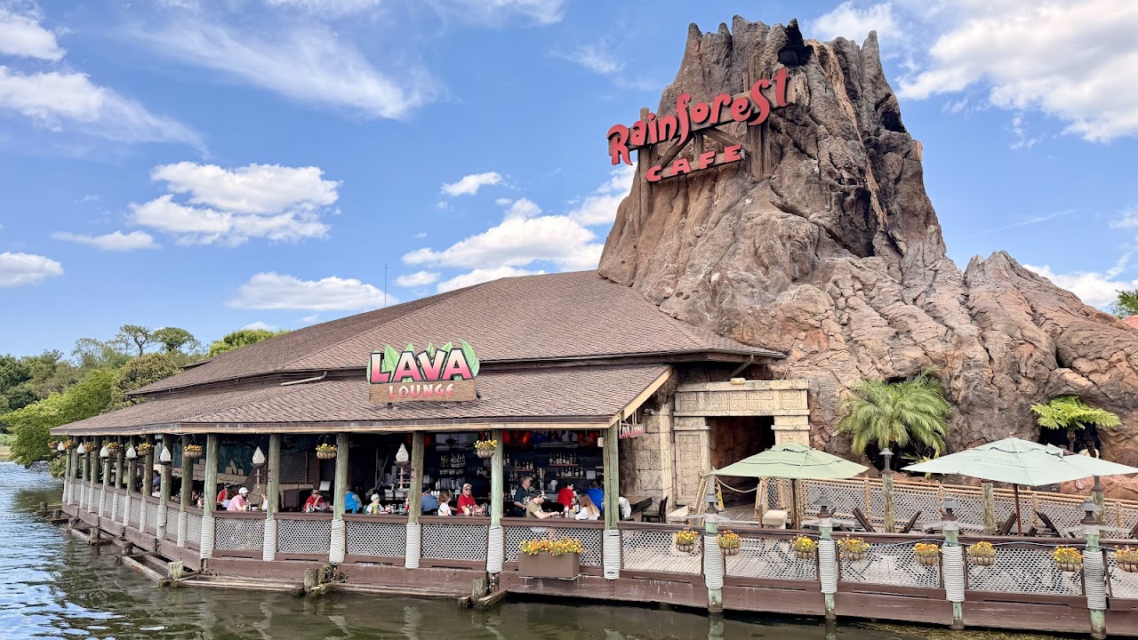 Lava Lounge at Rainforest Cafe®