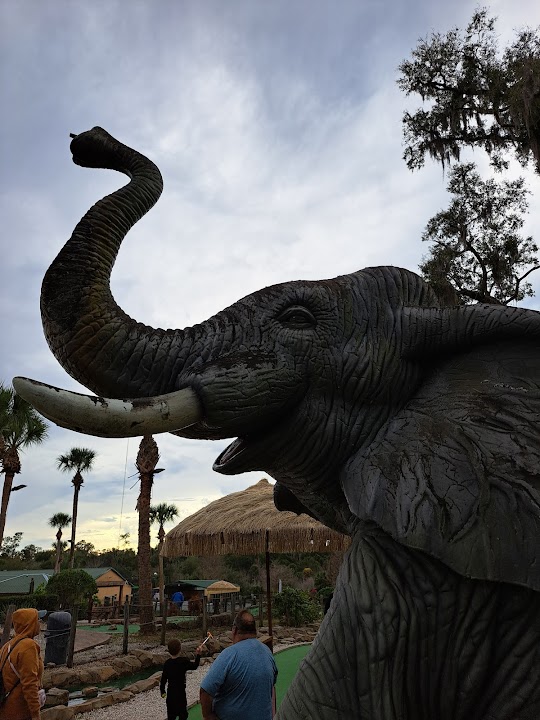 Family Fun Mini Golf Course
