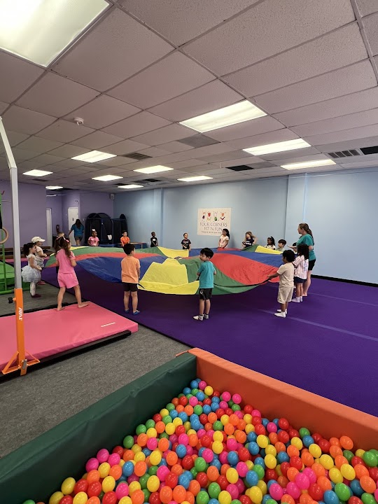Four Corners Fit 'N Fun