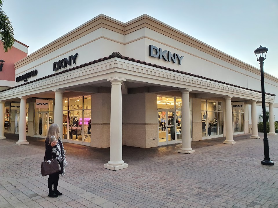 International Drive Outlet
