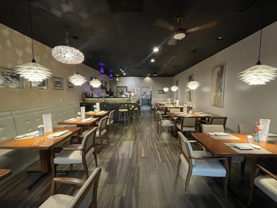 Umami Sushi & Izakaya